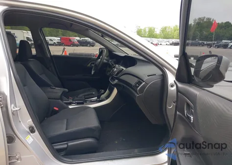 2015 Honda Accord Lx из США, поврежденный, VIN 1HGCR2F3XFA167213